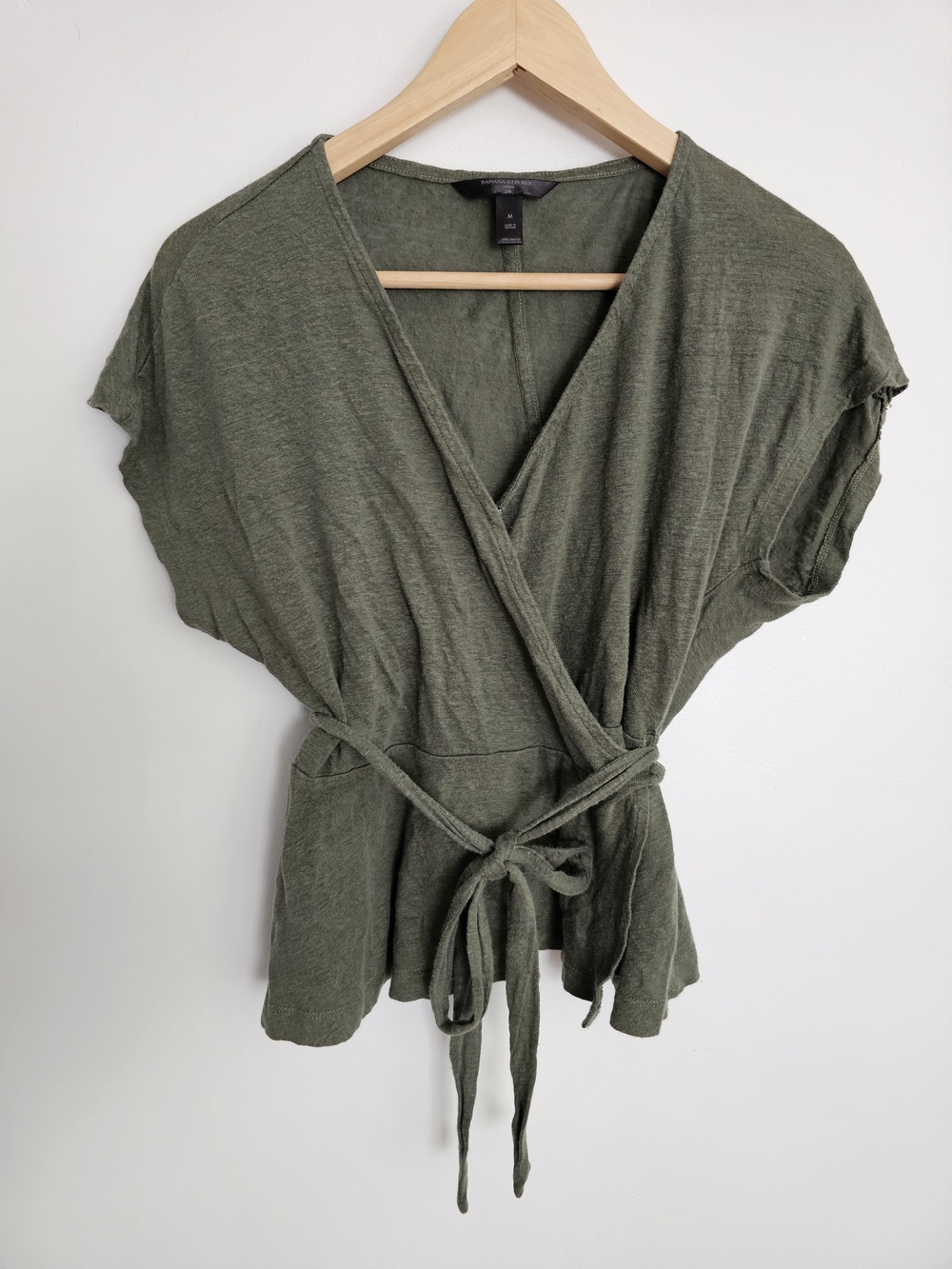 Banana Republic Olive Green 100% Linen Wrap Blouse Tie Waist Size M